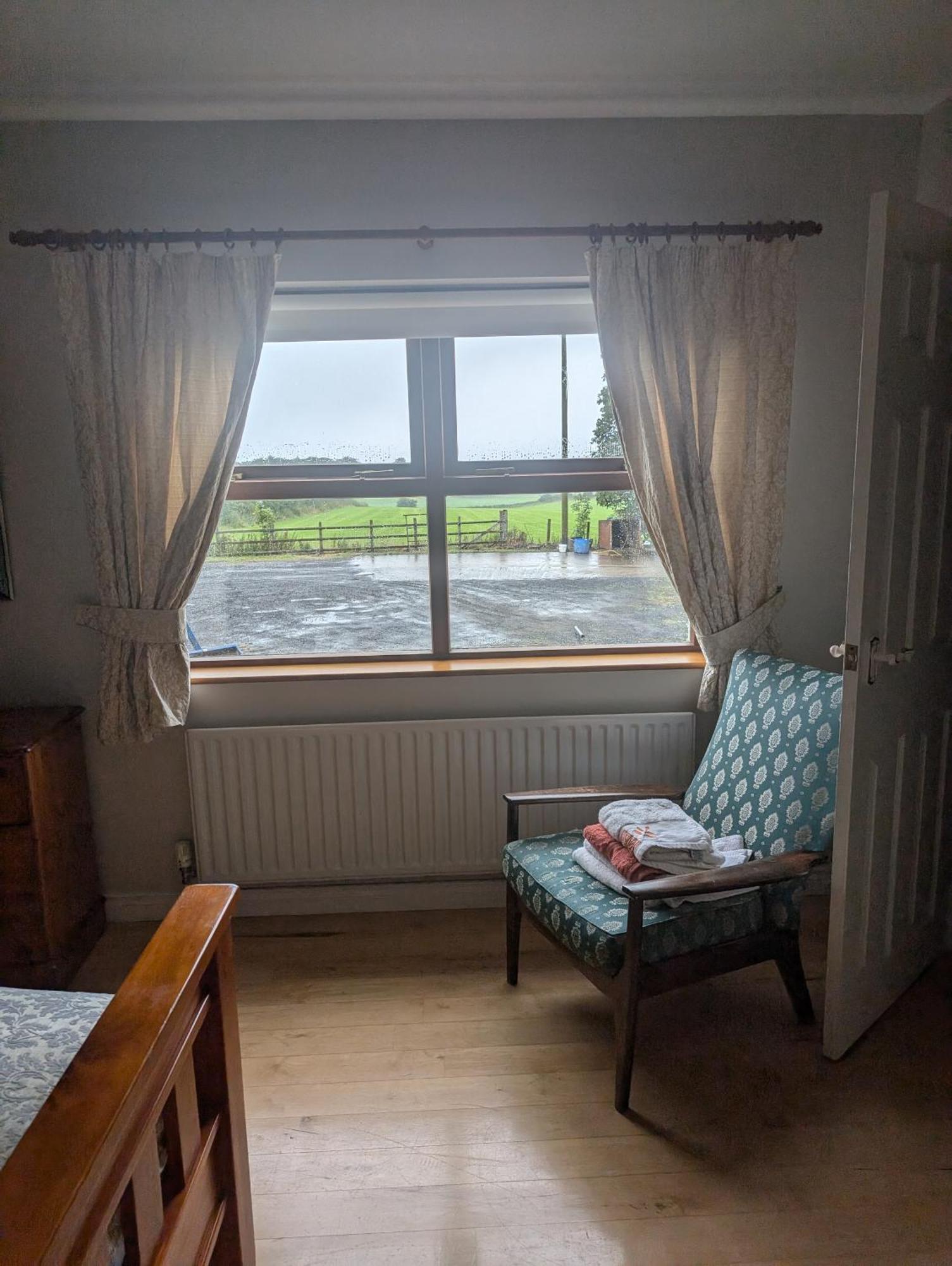 Clare House Bed & Breakfast Ballycastle Bagian luar foto